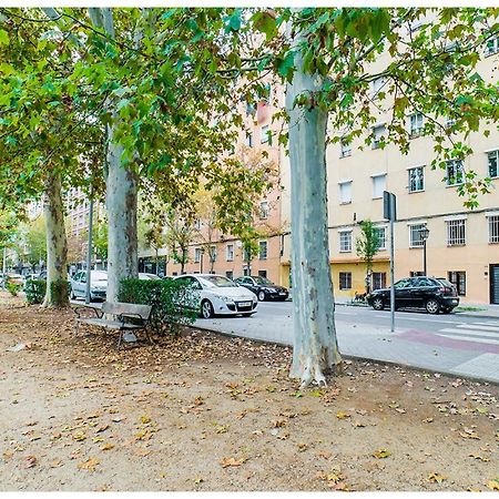 Apartamentos Madrid Rio ภายนอก รูปภาพ