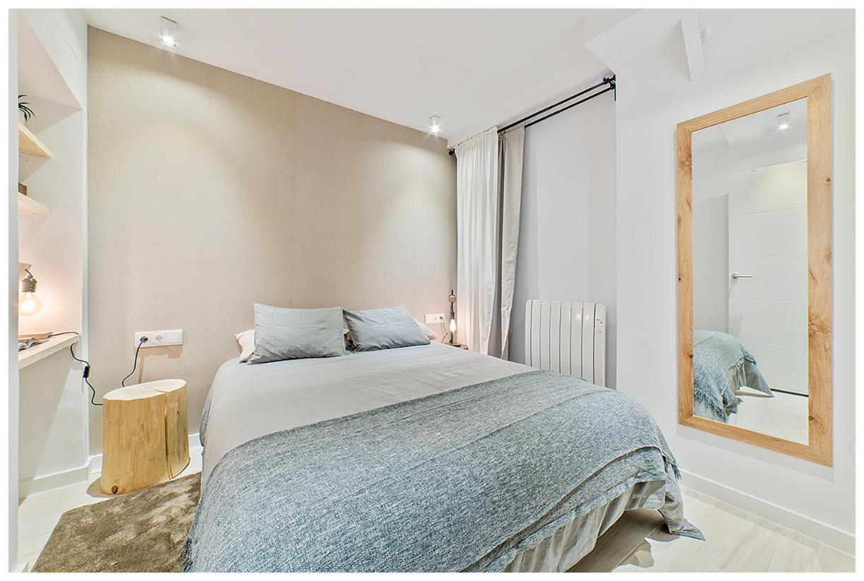Apartamentos Madrid Rio ภายนอก รูปภาพ
