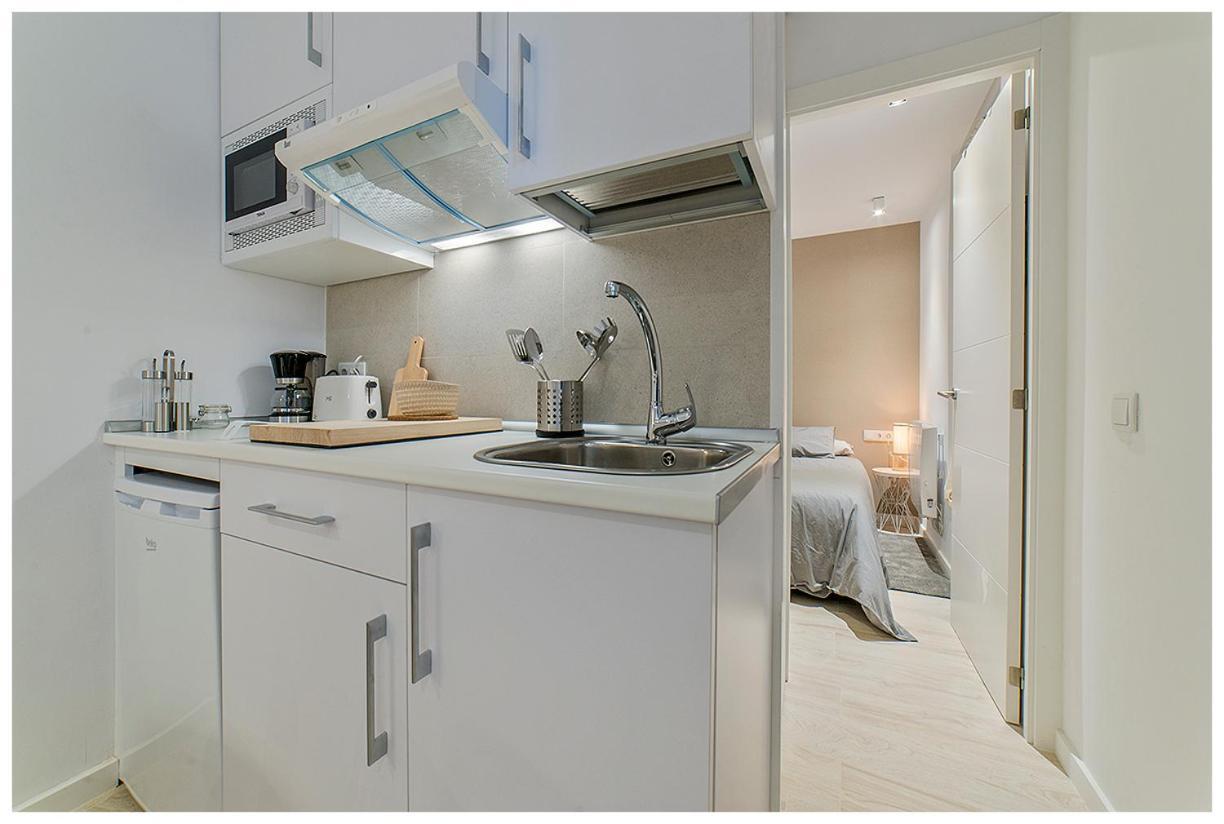 Apartamentos Madrid Rio ภายนอก รูปภาพ