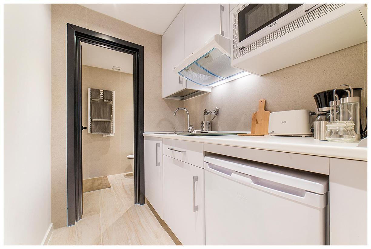 Apartamentos Madrid Rio ภายนอก รูปภาพ