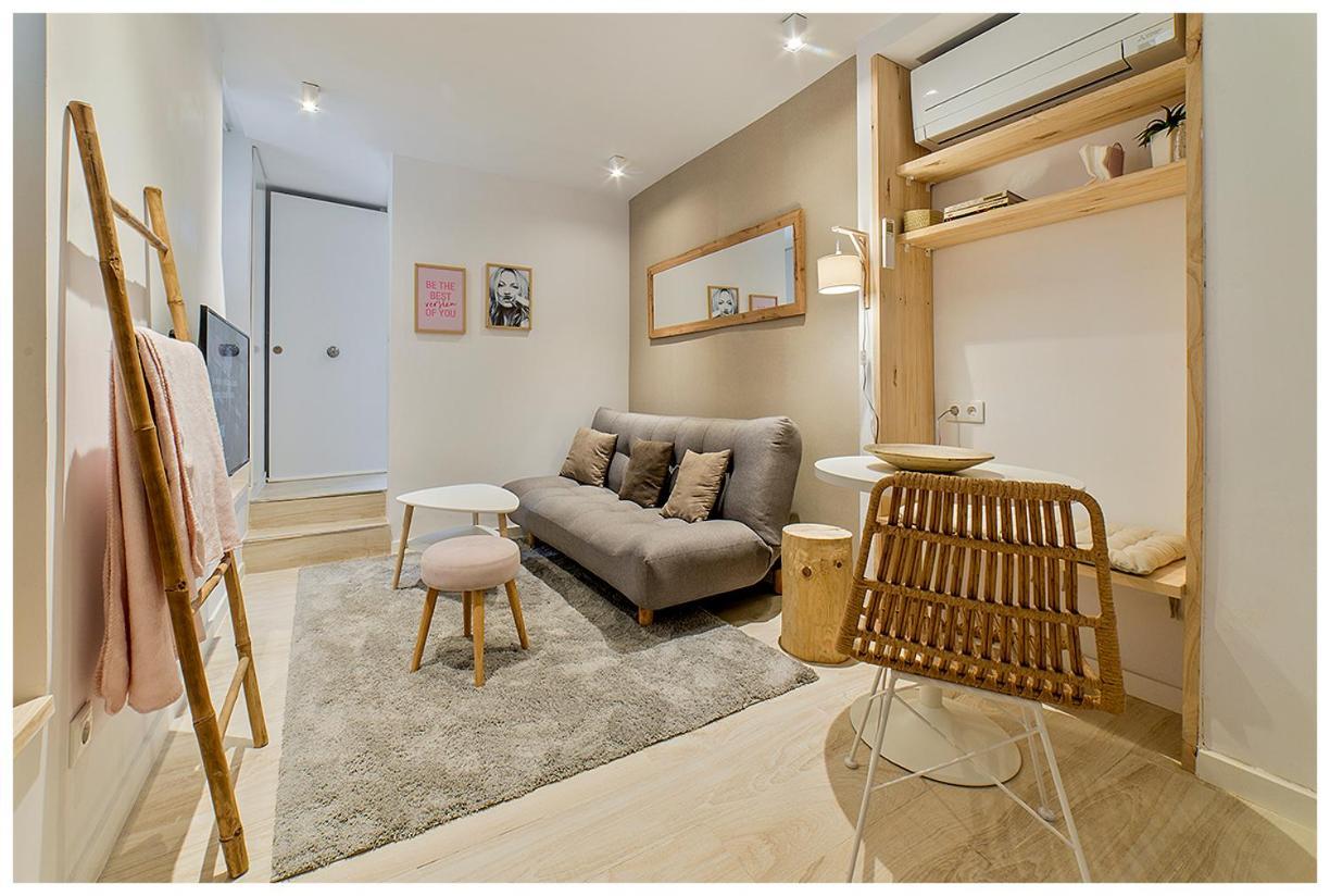 Apartamentos Madrid Rio ภายนอก รูปภาพ