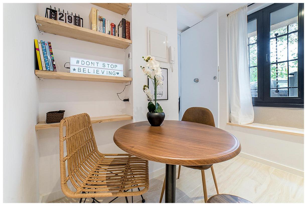 Apartamentos Madrid Rio ภายนอก รูปภาพ