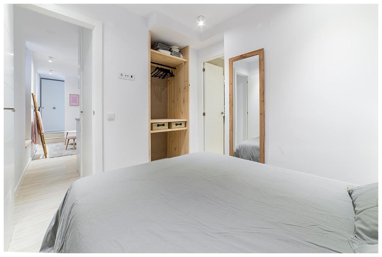 Apartamentos Madrid Rio ภายนอก รูปภาพ