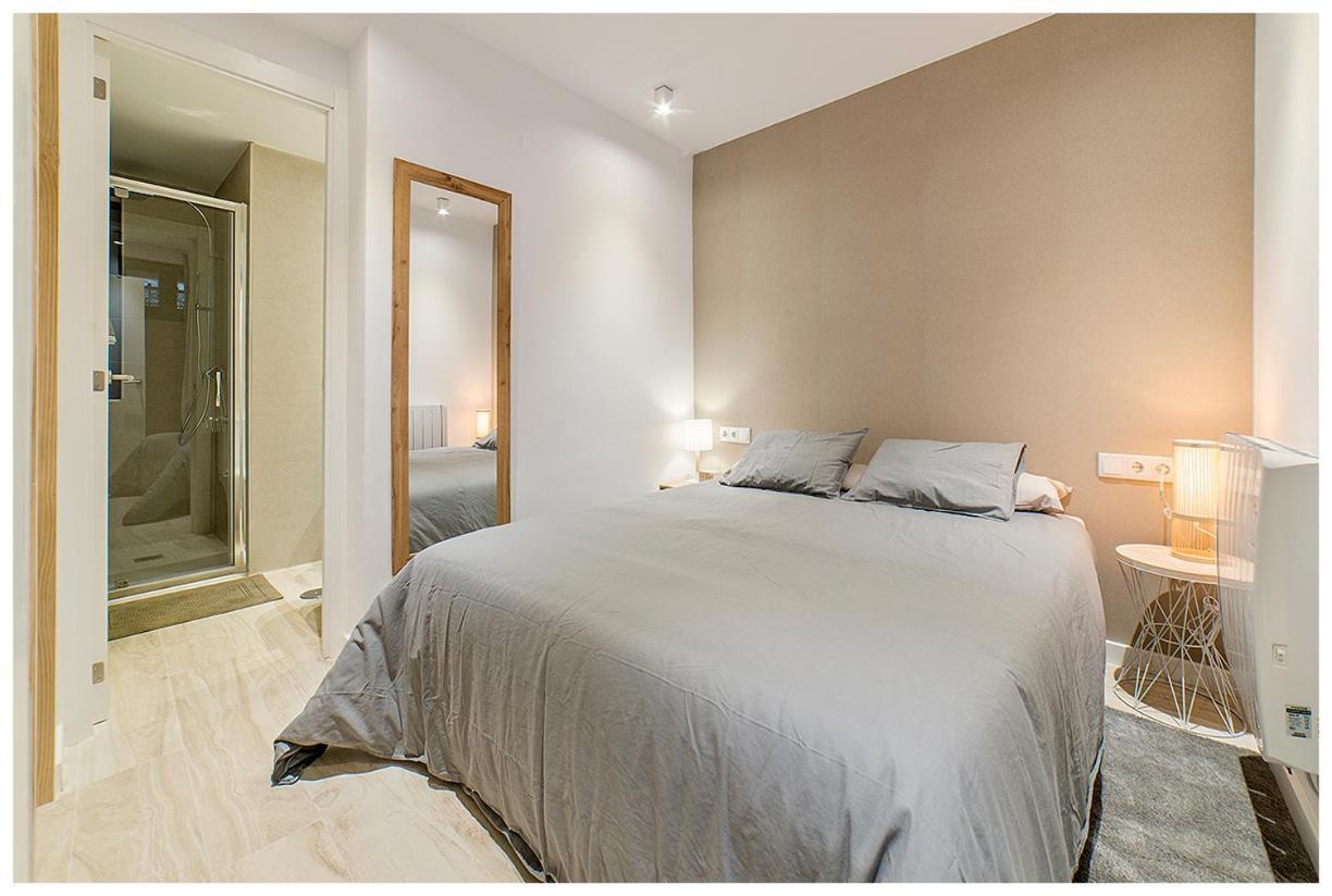 Apartamentos Madrid Rio ภายนอก รูปภาพ